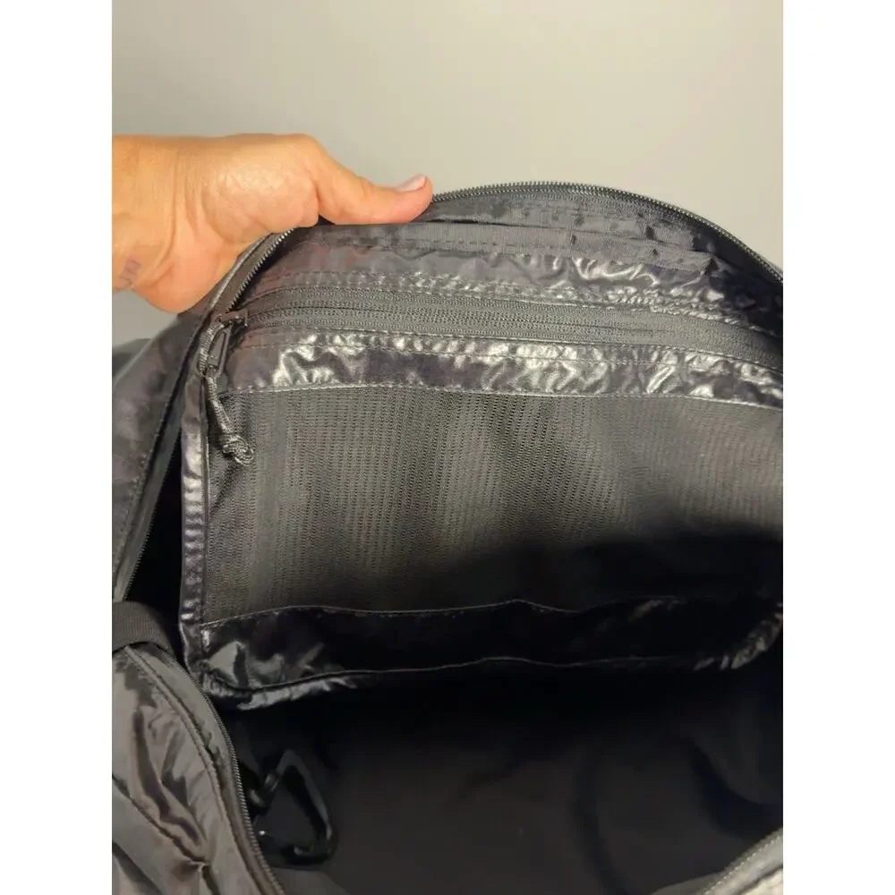 Supreme Large Black Nylon Logo Duffle Bag Zip Closure Adjustable Shoulder Strap